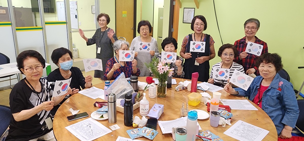 광복절 태극기.jpg