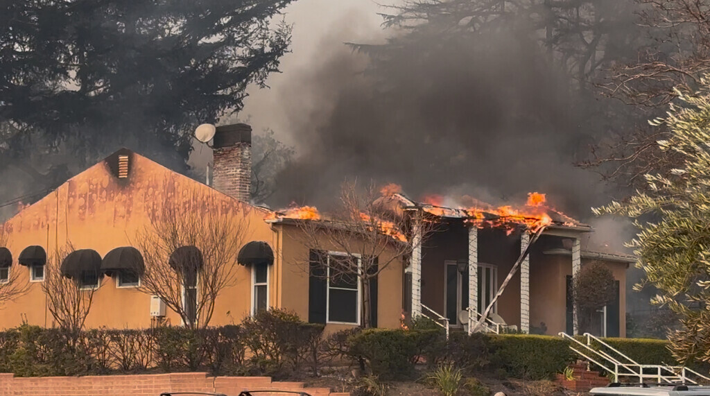 캘리포니아 주택보험료에 LA 산불 비용.jpg