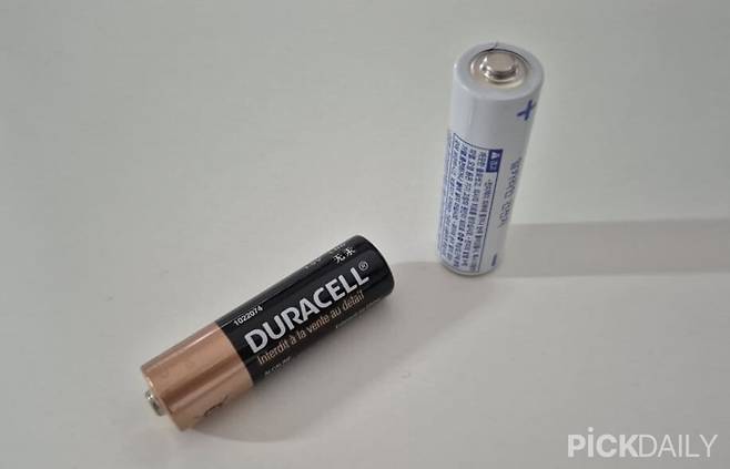 다 쓴 건전지 구별하는 초간단 방법.jpg